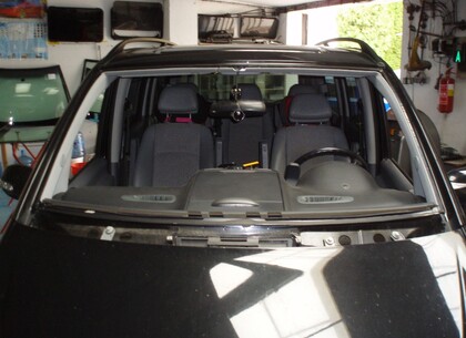 oprava autoskla praha 9