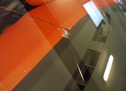 oprava bodového poškození autoskla